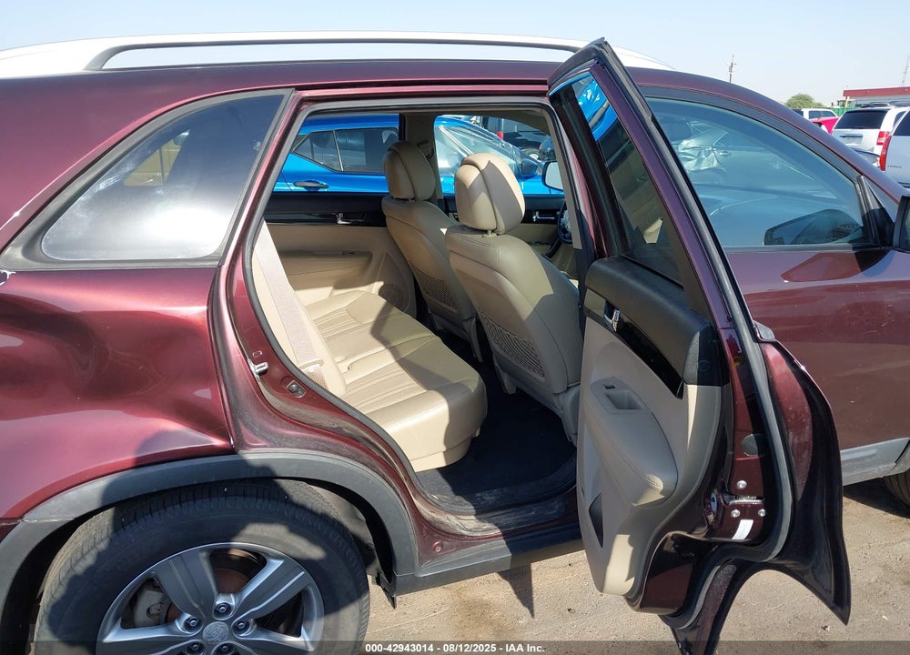 2013 KIA SORENTO VIN: 5XYKU4A23DG342241