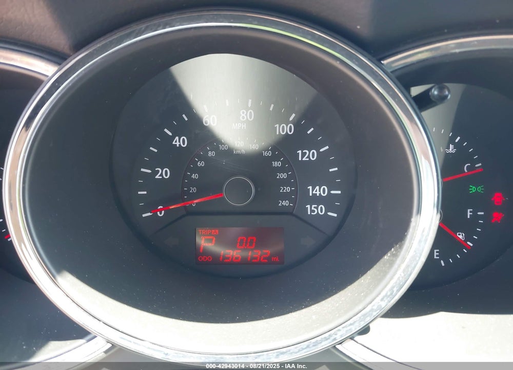 2013 KIA SORENTO VIN: 5XYKU4A23DG342241