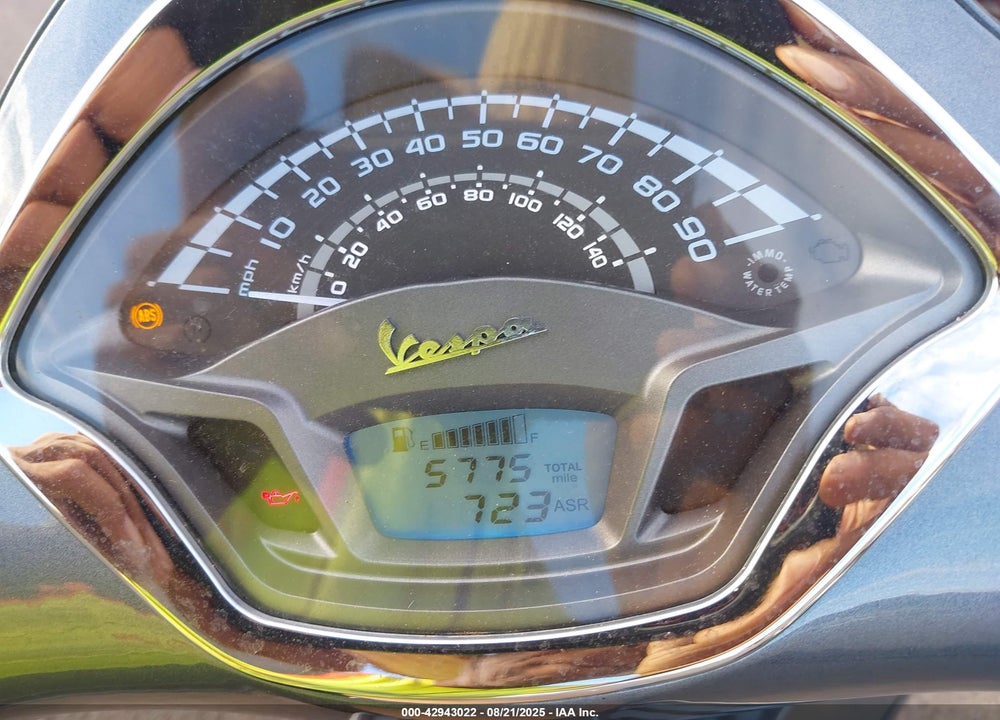 2018 VESP SEI GIORNI 300 VIN: ZAPMA39L0J5100177
