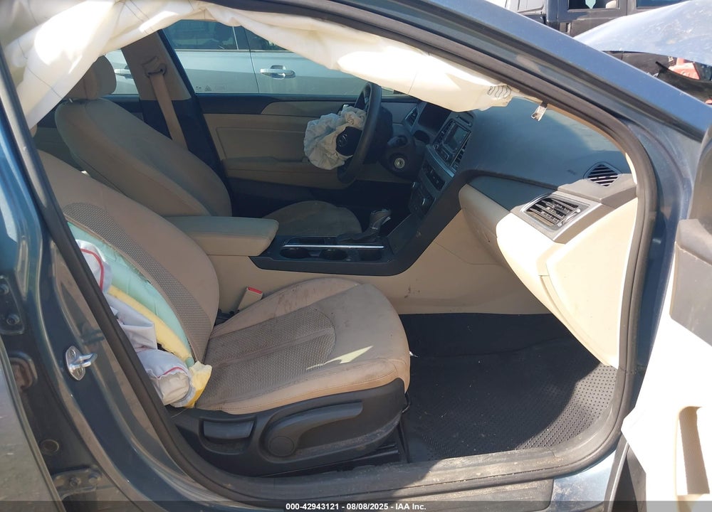 2015 HYUNDAI SONATA VIN: 5NPE24AA4FH133712