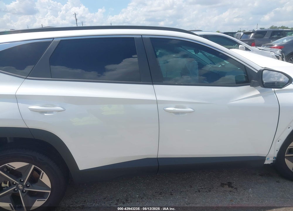2025 HYUNDAI TUCSON VIN: 3KMJB3DE7SE012109