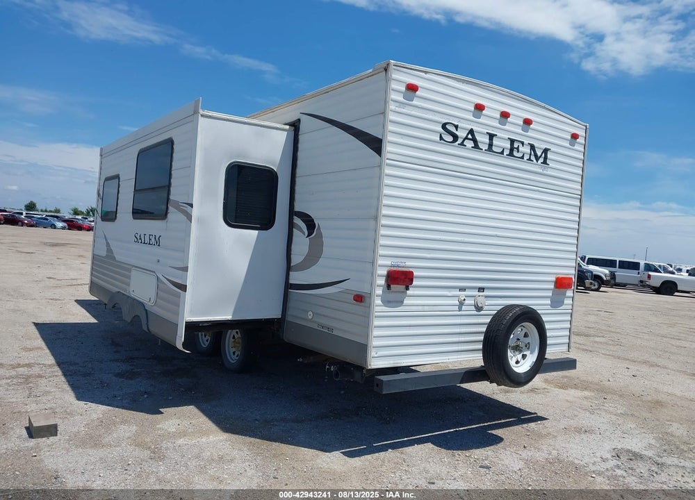 2011 FOREST RIVER SALEM 26TBUD VIN: 4X4TSMB21BA301428