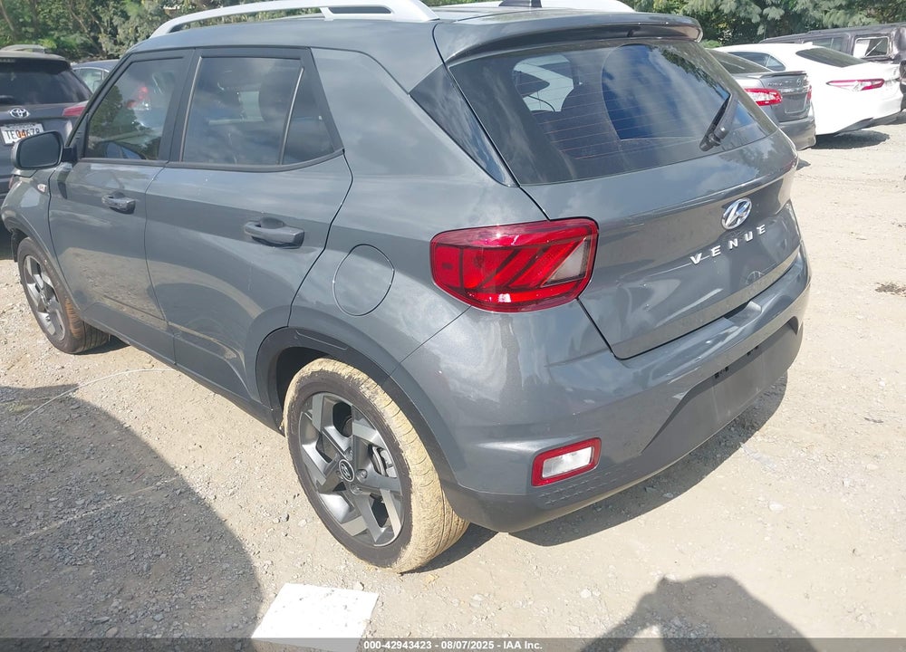 2024 HYUNDAI VENUE VIN: KMHRC8A39RU329674