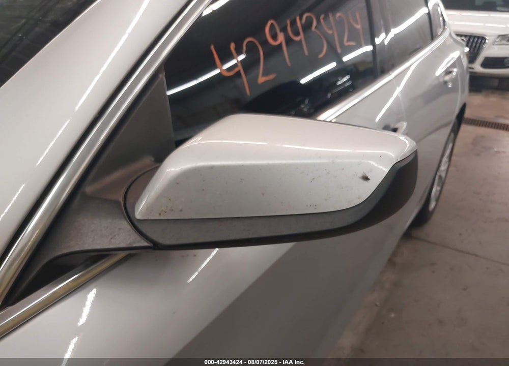 2019 CHEVROLET MALIBU VIN: 1G1ZD5ST8KF160412