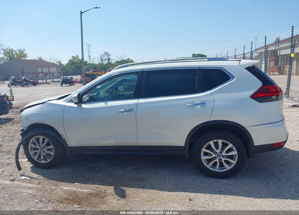 2017 NISSAN ROGUE VIN: 5N1AT2MV9HC856755