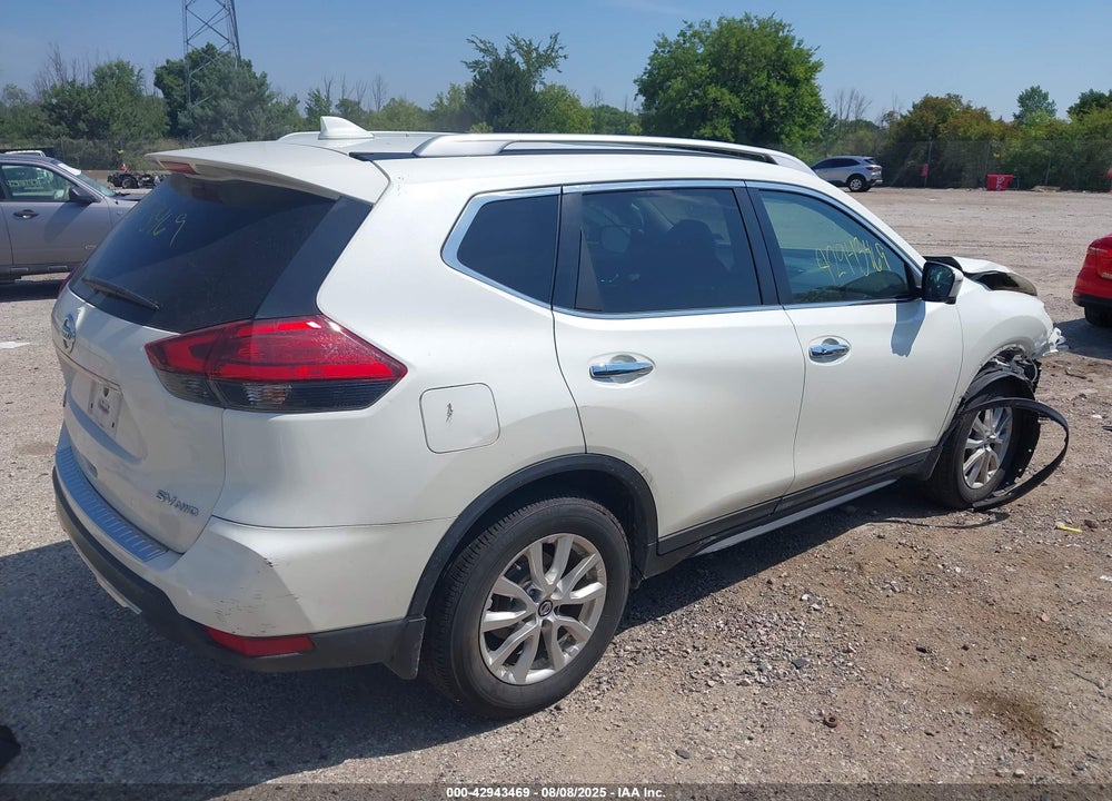 2017 NISSAN ROGUE VIN: 5N1AT2MV9HC856755