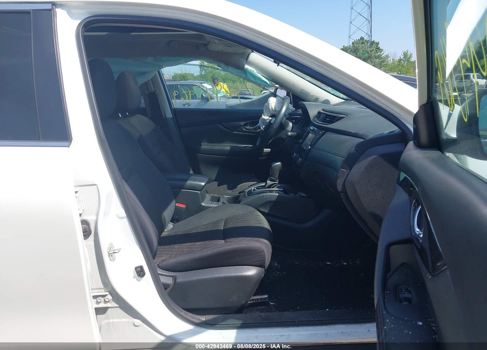 2017 NISSAN ROGUE VIN: 5N1AT2MV9HC856755