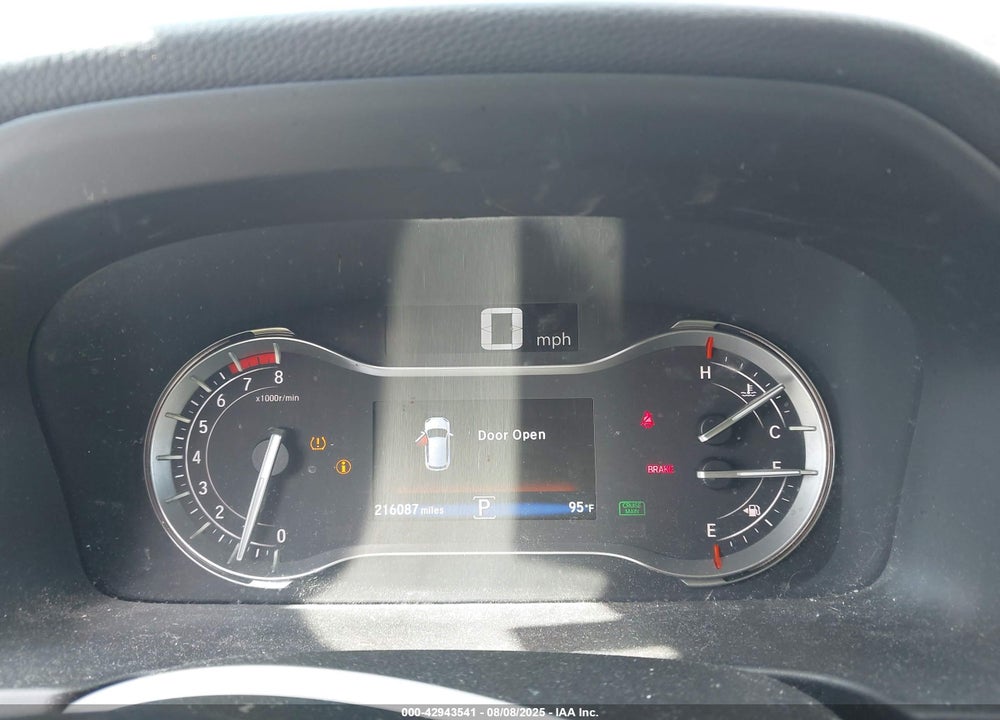 2016 HONDA PILOT VIN: 5FNYF5H5XGB032190