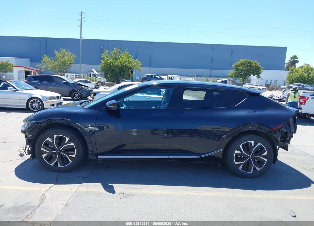 2022 KIA EV6 WIND VIN: KNDC34LA5N5043405