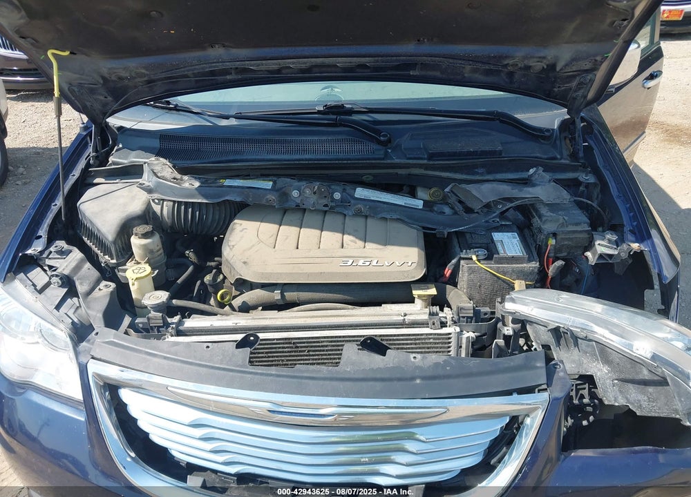 2012 CHRYSLER TOWN & COUNTRY TOURING-L VIN: 2C4RC1CG5CR270056