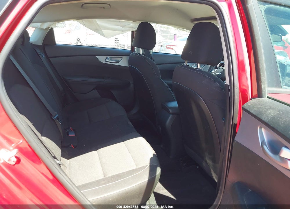 2023 KIA FORTE VIN: 3KPF24ADXPE550109