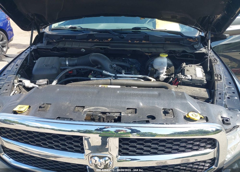 2019 RAM 1500 CLASSIC TRADESMAN 4X4 6'4 BOX VIN: 1C6RR7FT3KS744066