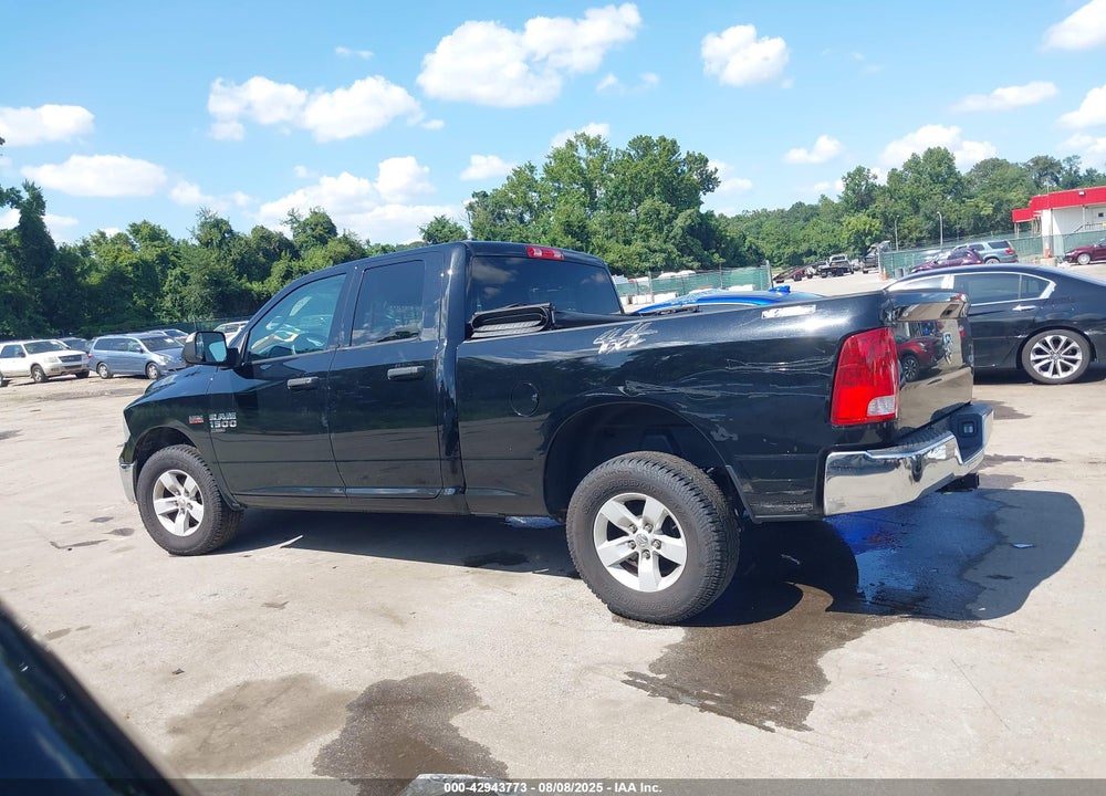 2019 RAM 1500 CLASSIC TRADESMAN 4X4 6'4 BOX VIN: 1C6RR7FT3KS744066