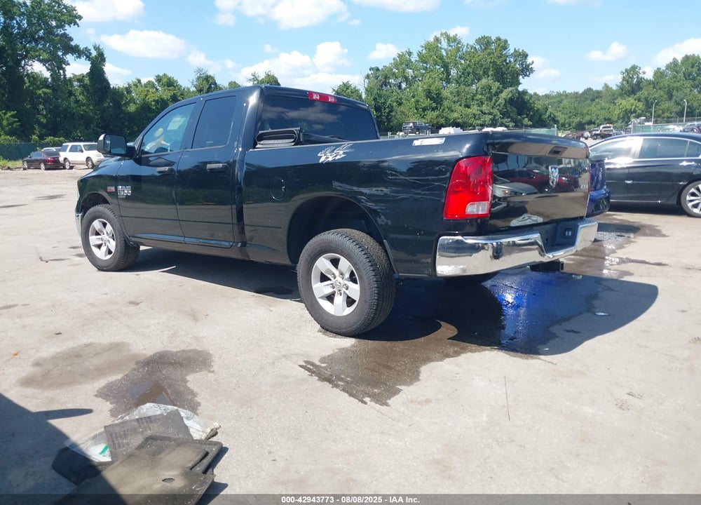 2019 RAM 1500 CLASSIC TRADESMAN 4X4 6'4 BOX VIN: 1C6RR7FT3KS744066
