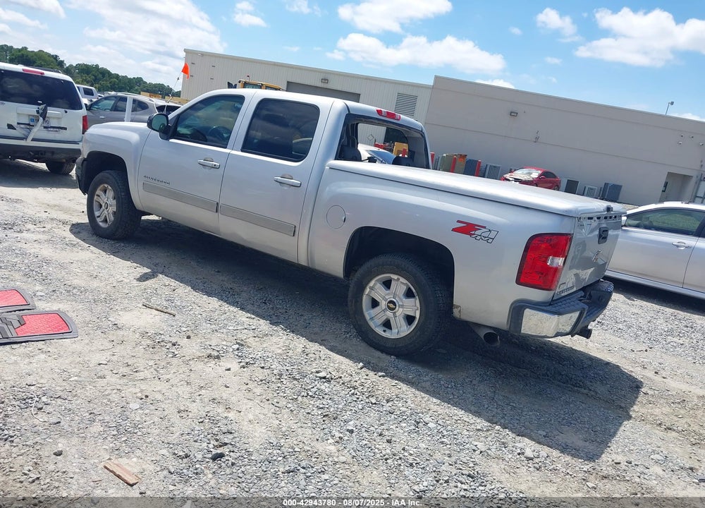 2011 CHEVROLET SILVERADO 1500 VIN: 3GCPKTE27BG123538