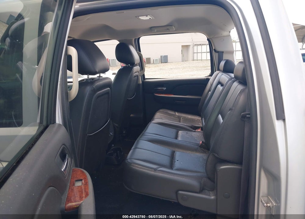 2011 CHEVROLET SILVERADO 1500 VIN: 3GCPKTE27BG123538