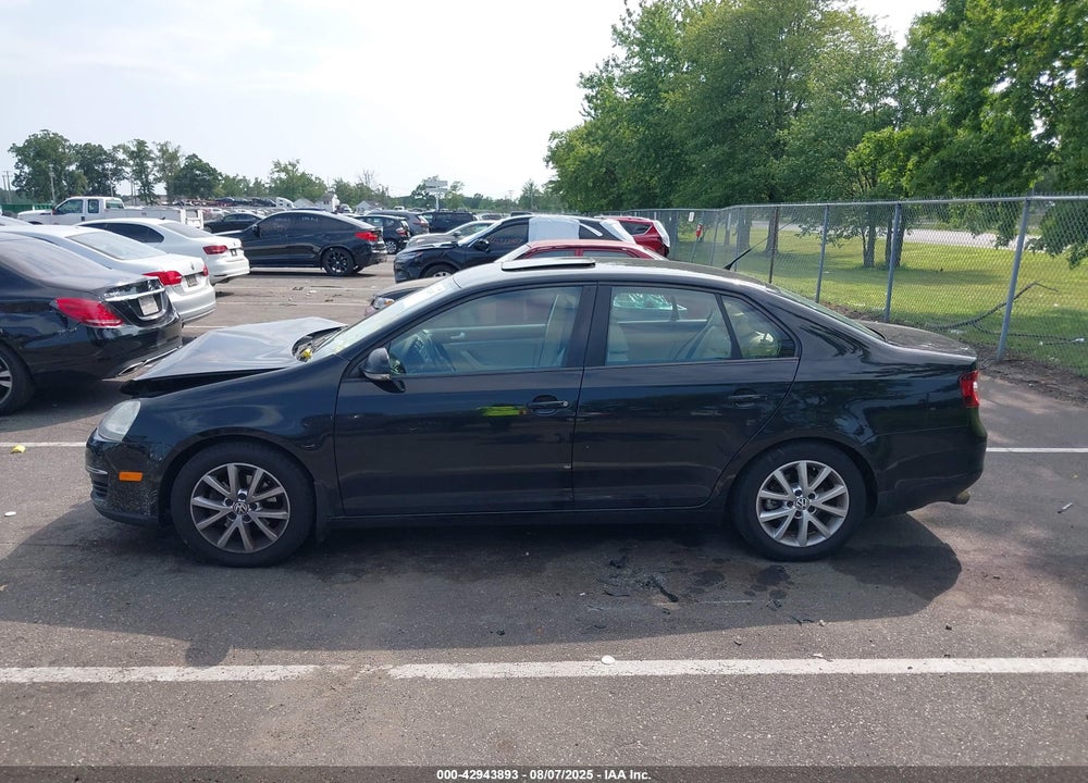 2010 VOLKSWAGEN JETTA VIN: 3VWRZ7AJ4AM114494