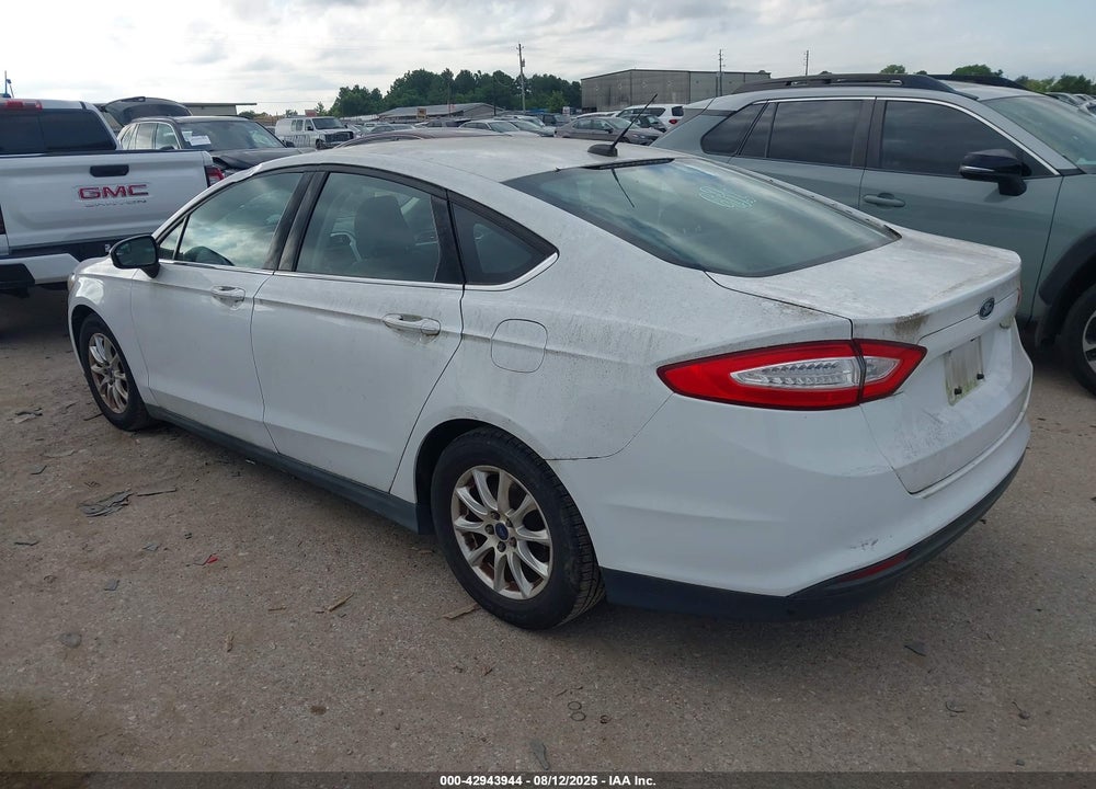 2015 FORD FUSION VIN: 3FA6P0G70FR231150