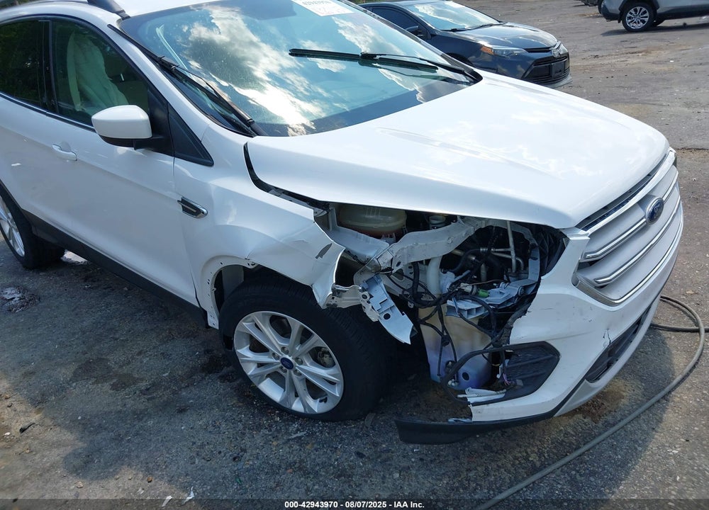 2018 FORD ESCAPE VIN: 1FMCU0GD0JUB36127