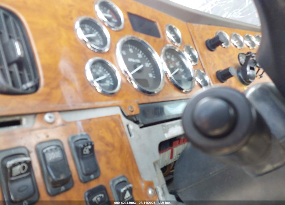 2006 PETERBILT 379 VIN: 1XP5DB9X56D641652