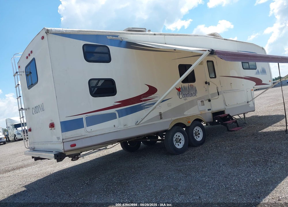 2005 FOREST RIVER CARDINAL 31LE VIN: 4X4FCAG265G084106