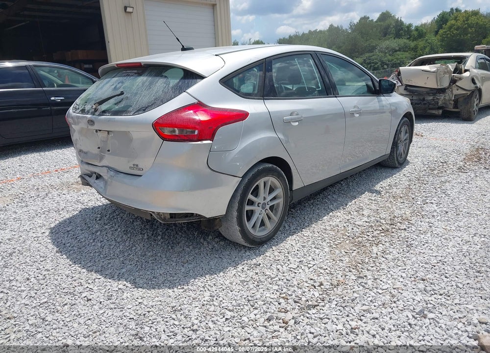 2015 FORD FOCUS VIN: 1FADP3K29FL301392