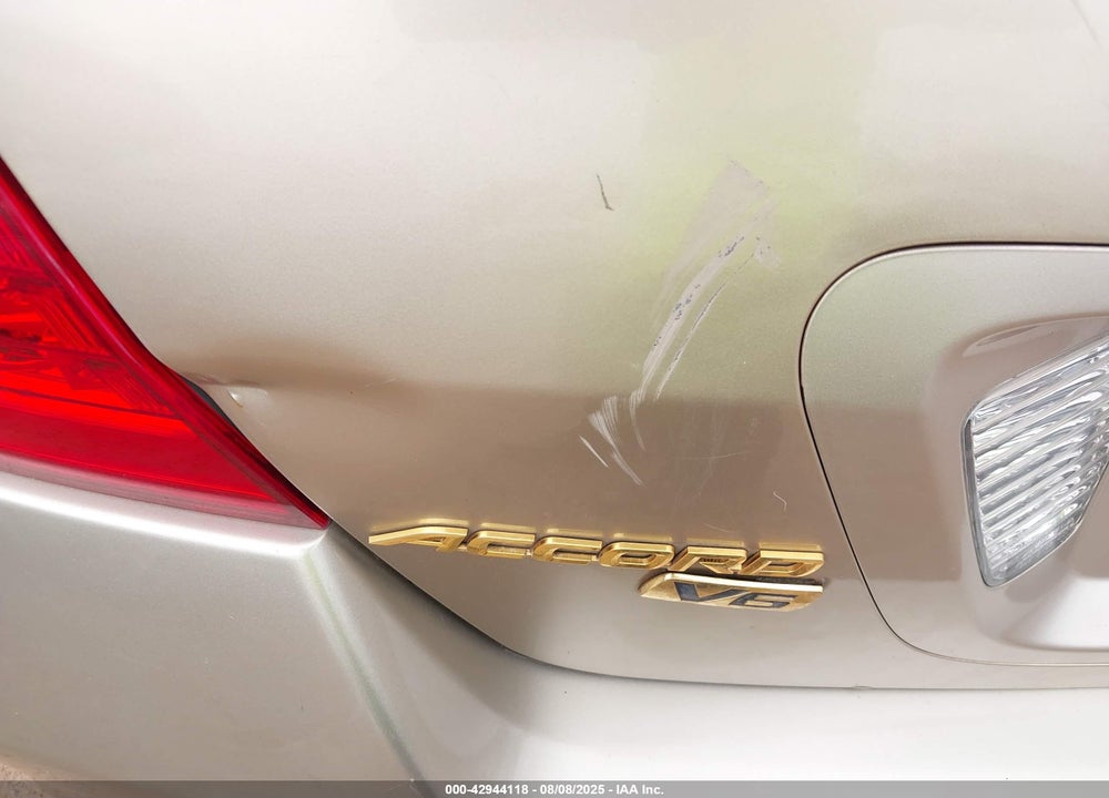 2006 HONDA ACCORD 3.0 EX VIN: 1HGCM66556A014598