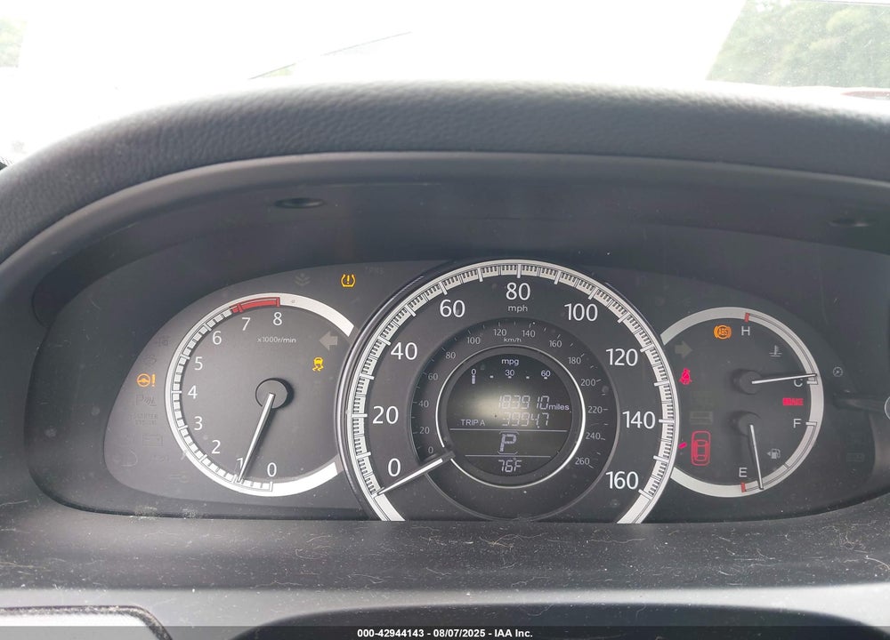2015 HONDA ACCORD LX VIN: 1HGCR2F30FA154583