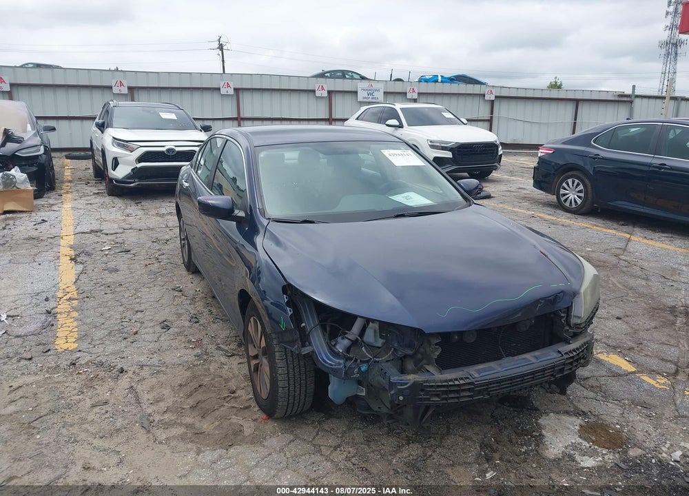 2015 HONDA ACCORD LX VIN: 1HGCR2F30FA154583