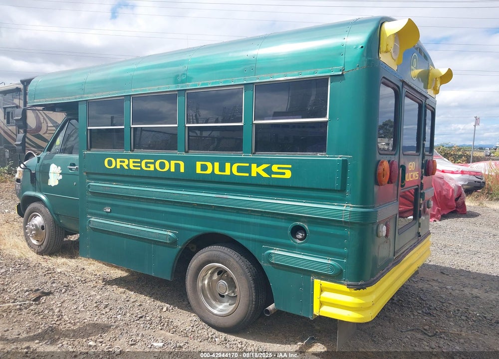 1986 GMC CUTAWAY VAN G3500 VIN: 2GDHG31M4G4513553