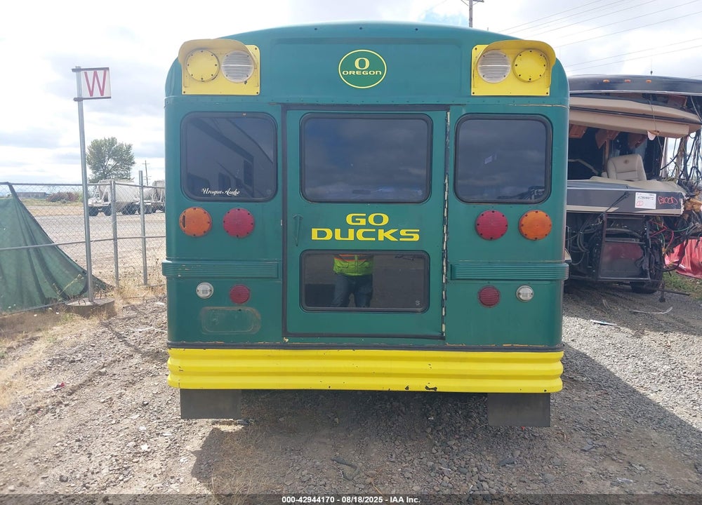 1986 GMC CUTAWAY VAN G3500 VIN: 2GDHG31M4G4513553