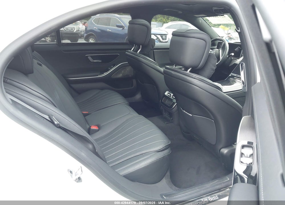 2022 MERCEDES-BENZ S CLASS VIN: W1K6G6DB2NA148274