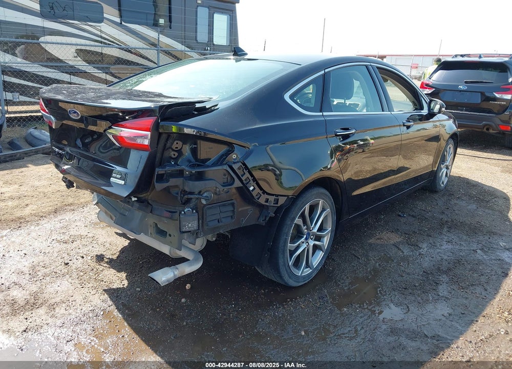 2019 FORD FUSION VIN: 3FA6P0CD1KR109452