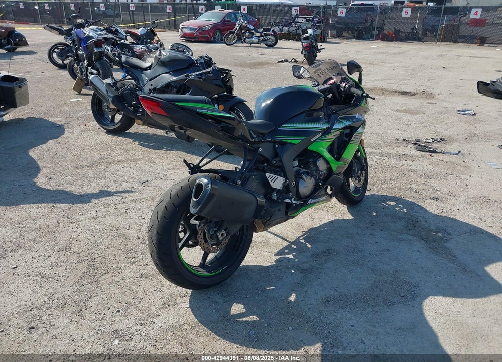 2016 KAWASAKI ZX636 E VIN: JKBZXJE13GA020800