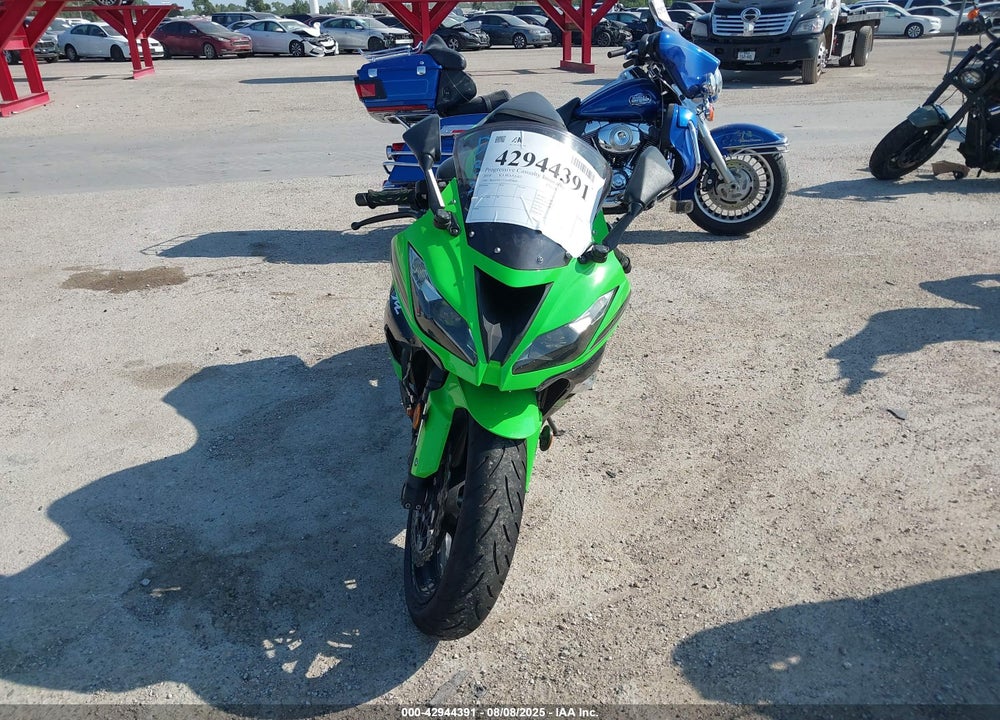 2016 KAWASAKI ZX636 E VIN: JKBZXJE13GA020800