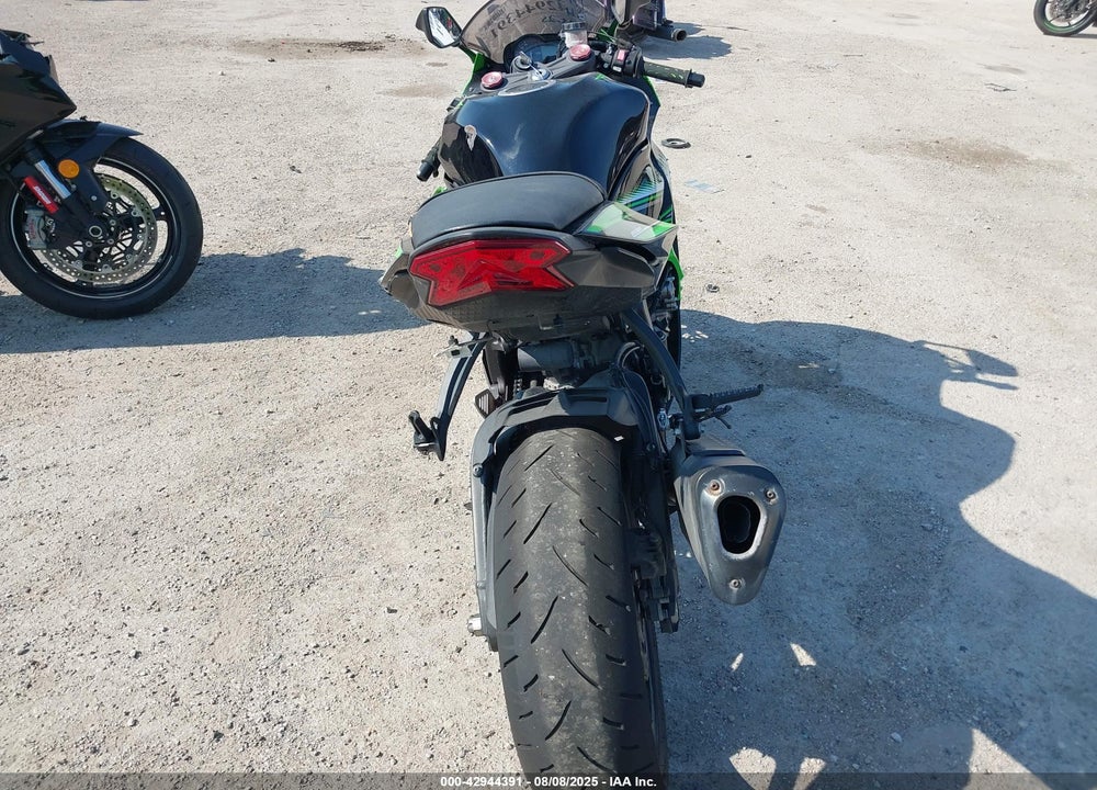 2016 KAWASAKI ZX636 E VIN: JKBZXJE13GA020800
