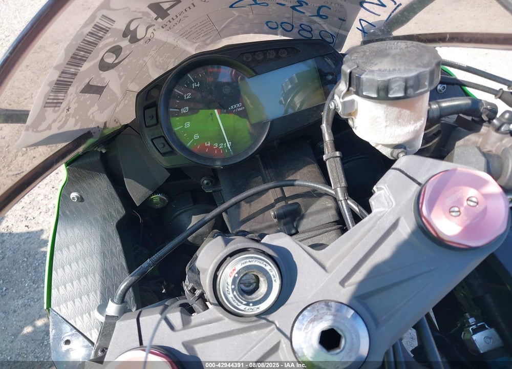 2016 KAWASAKI ZX636 E VIN: JKBZXJE13GA020800