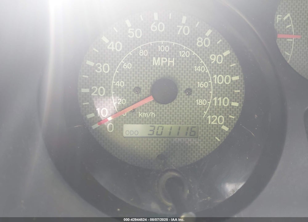 1998 TOYOTA RAV4 VIN: JT3HP10VXW7105066