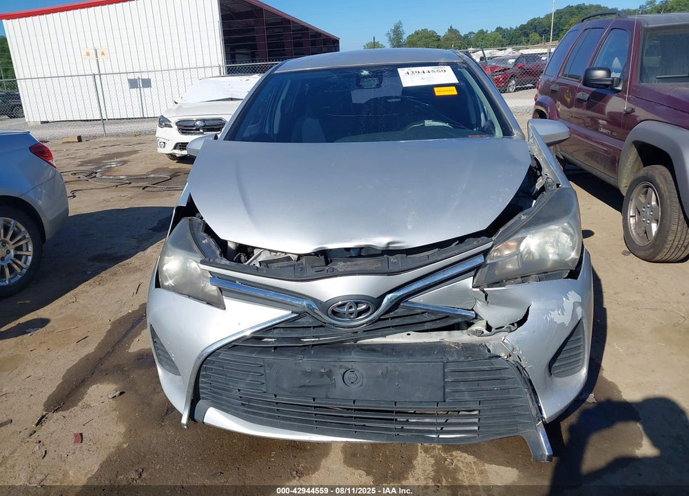 2017 TOYOTA YARIS VIN: VNKKTUD38HA074890