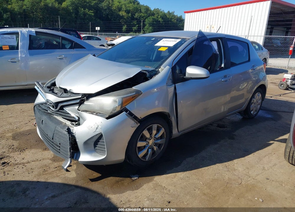 2017 TOYOTA YARIS VIN: VNKKTUD38HA074890