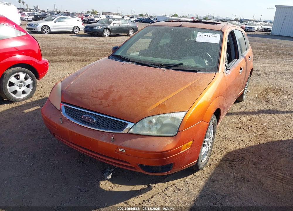 2005 FORD FOCUS ZX5 VIN: 3FAFP37N35R117030