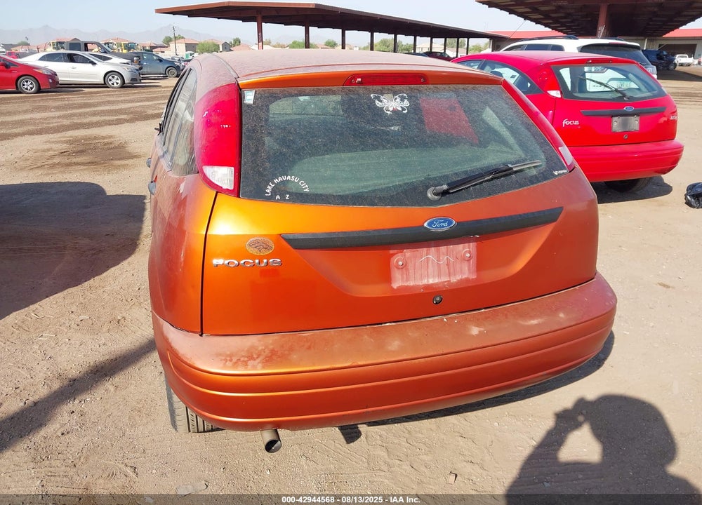 2005 FORD FOCUS ZX5 VIN: 3FAFP37N35R117030