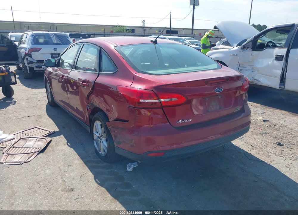 2016 FORD FOCUS SE VIN: 1FADP3F27GL376376