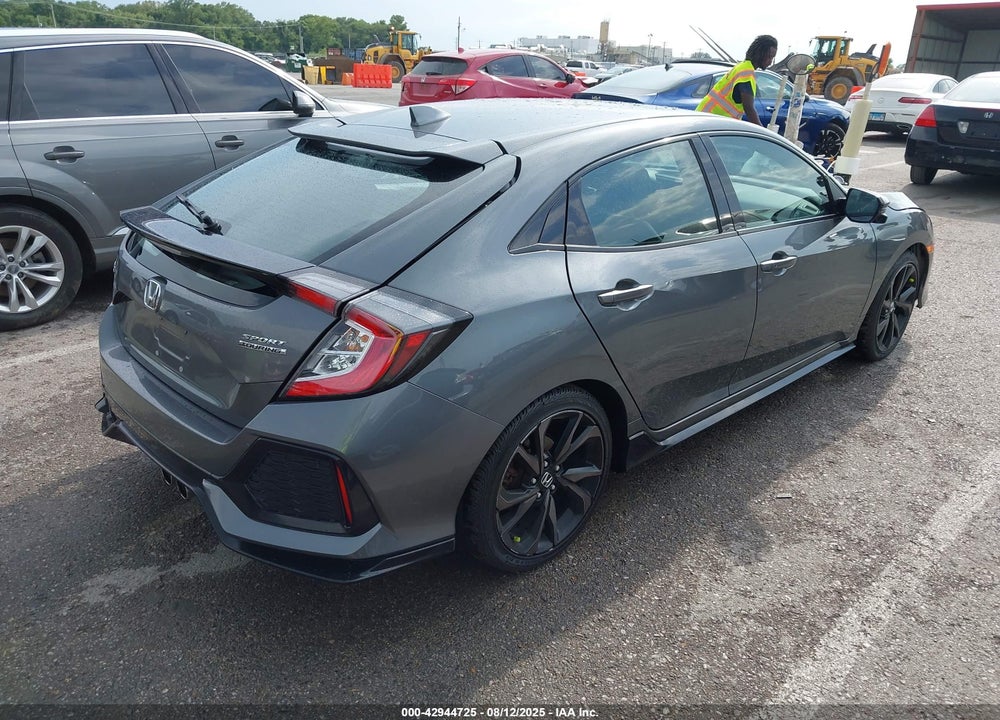 2017 HONDA CIVIC VIN: SHHFK7H92HU415073