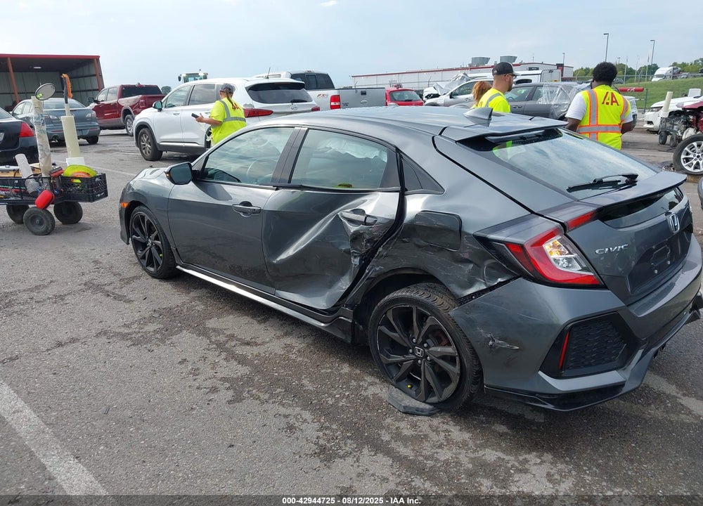 2017 HONDA CIVIC VIN: SHHFK7H92HU415073