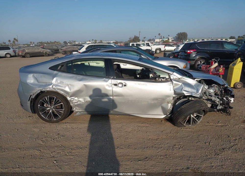 2023 TOYOTA PRIUS VIN: JTDACAAUXP3003094
