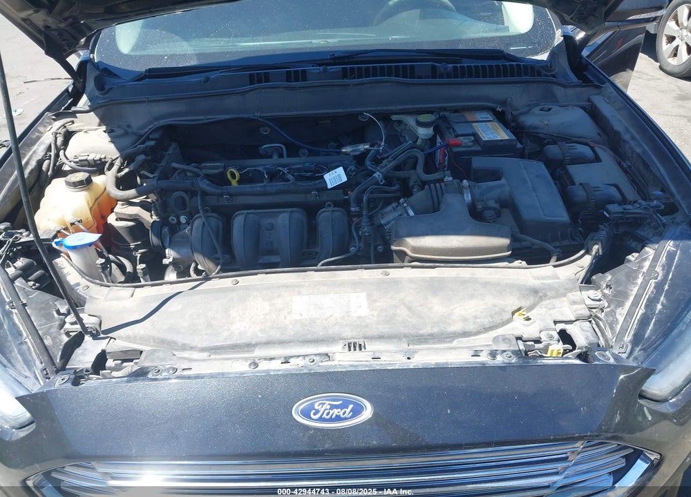 2015 FORD FUSION VIN: 1FA6P0H75F5105304
