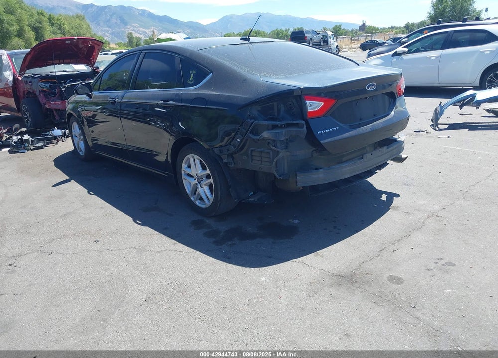 2015 FORD FUSION VIN: 1FA6P0H75F5105304