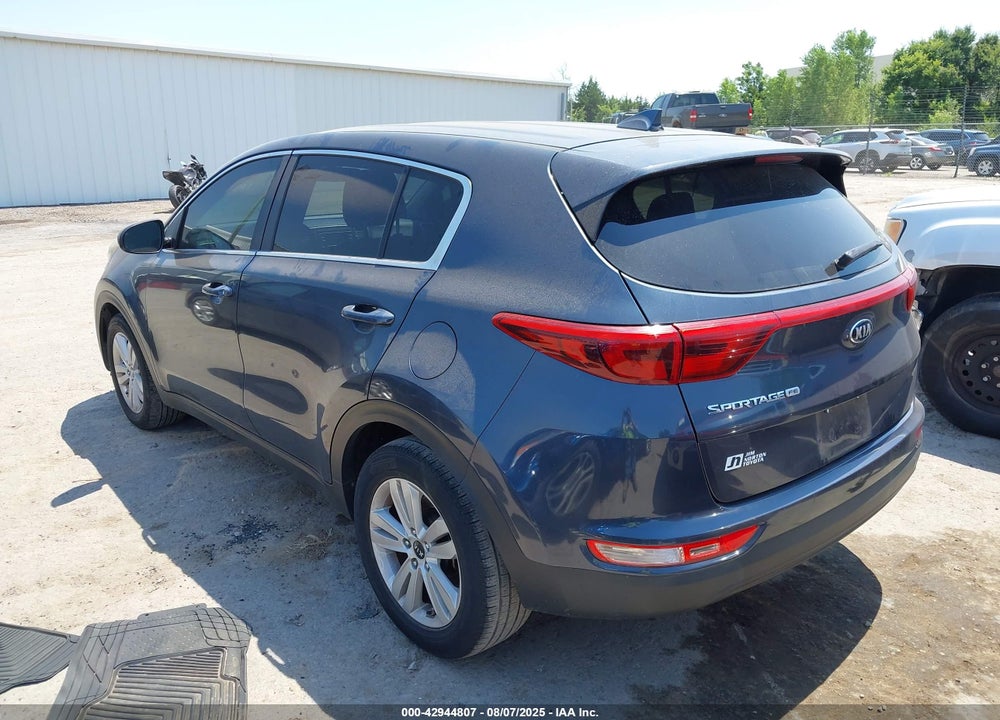 2017 KIA SPORTAGE VIN: KNDPM3AC8H7167187
