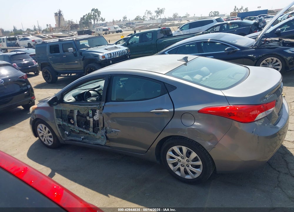 2013 HYUNDAI ELANTRA VIN: 5NPDH4AEXDH211159